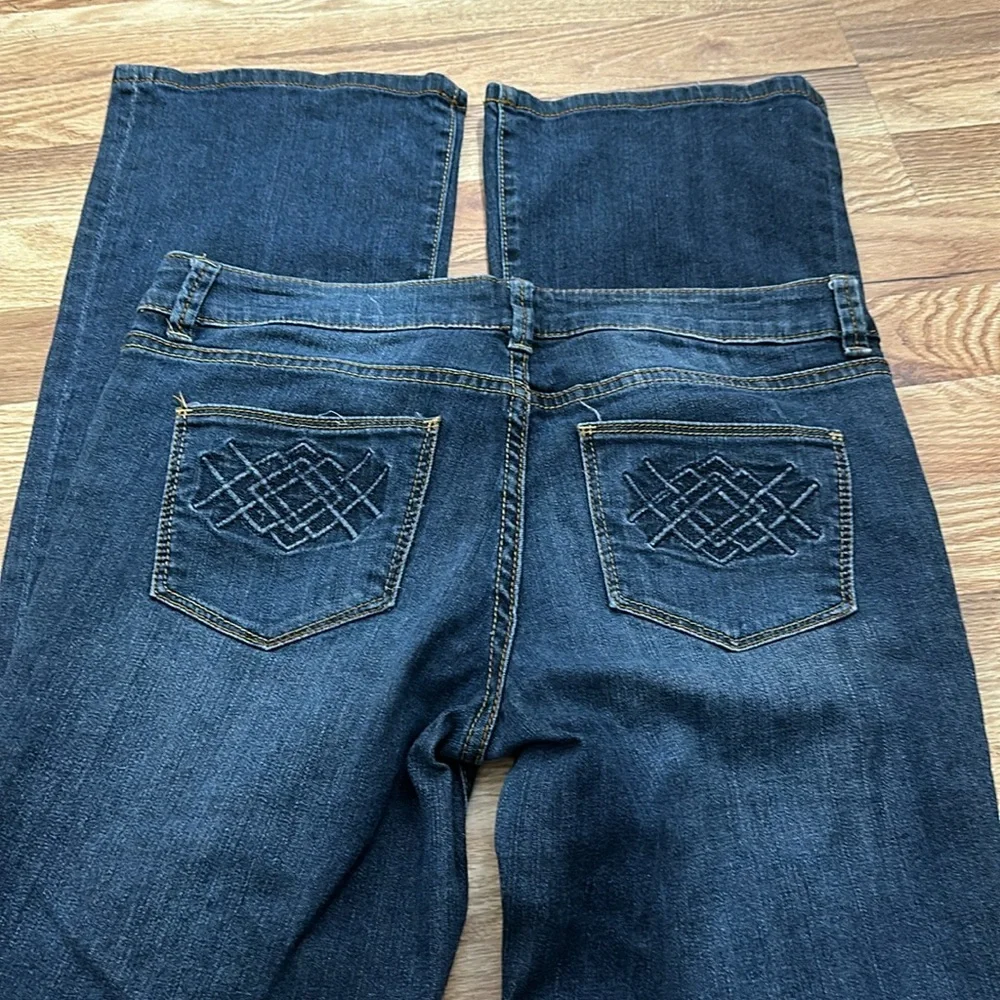 Limited 678 boot cut jeans size 8L